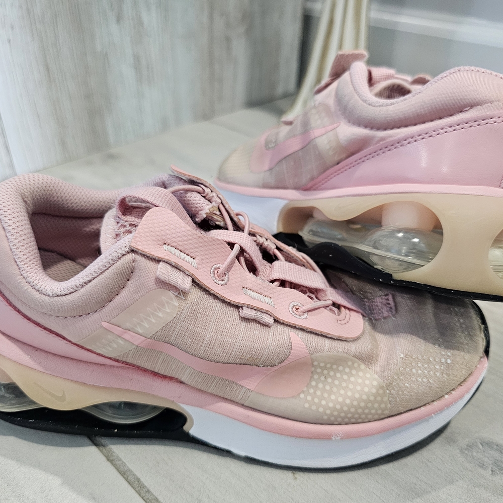 Nike Air Max Women's Pink Athletic Shoes Sneakers Size 1.5Y